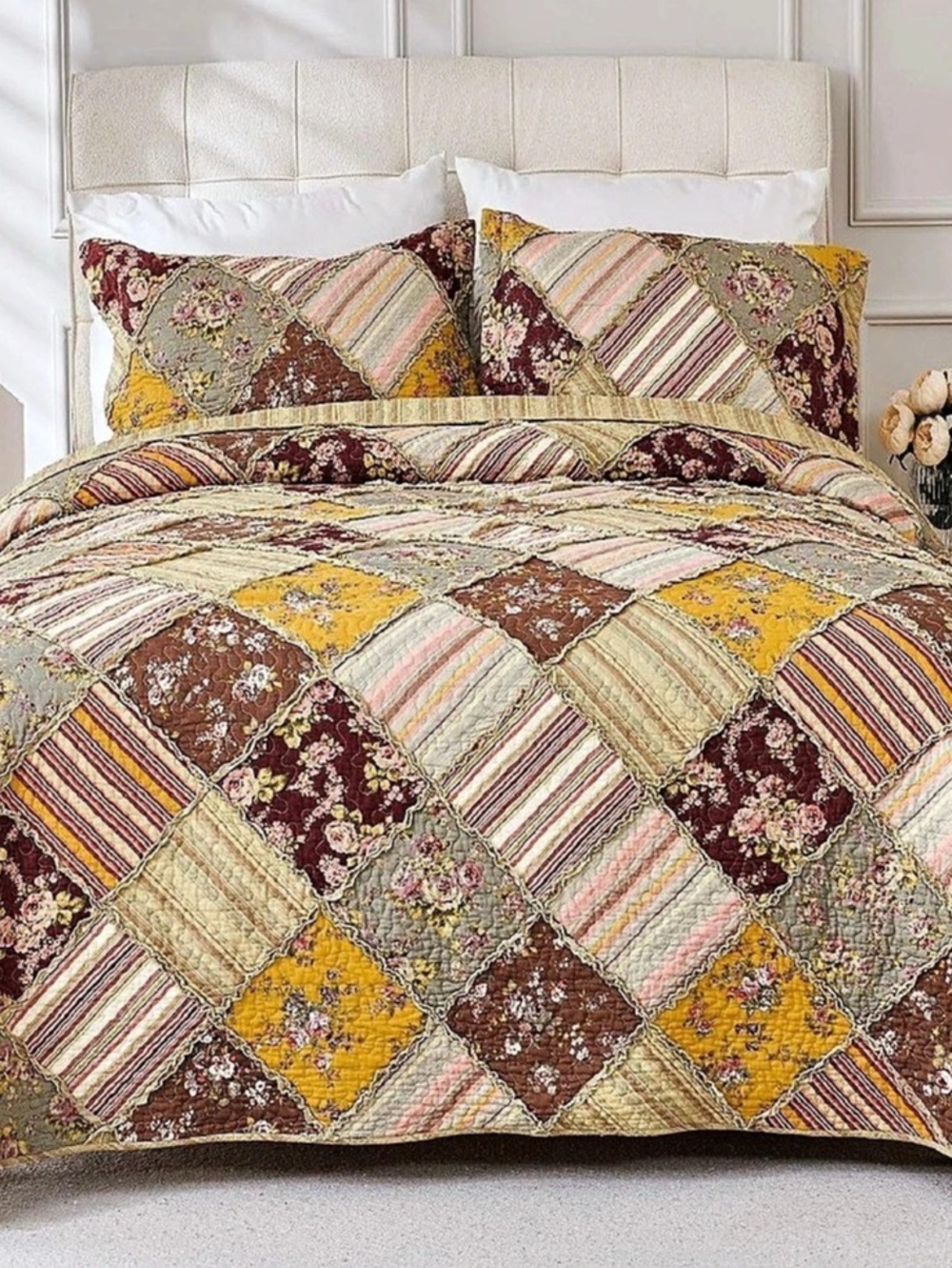 Patchwork Floral Quilt in Brown & Yellow 💯 cotton queen set